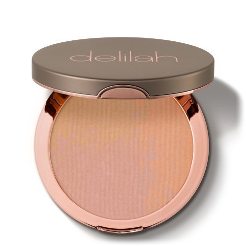 Švytėjimo suteikianti pudra Delilah Pure Light Illuminating Powder